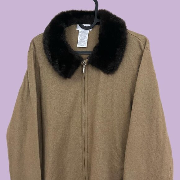 beige vintage 90s girly downtown it girl knit zip up sweater w/ faux fur collar - Picture 2 of 8
